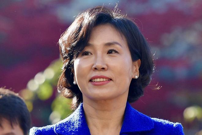 3位女人个个有颜又有才他算是赢麻了！mg不朽情缘游戏试玩细数李在明身边的(图20)